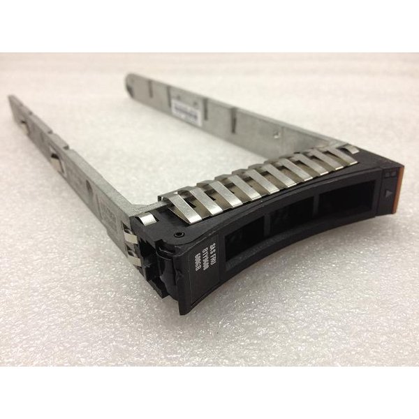Салазки для системы хранения IBM Storwize 2.5 Long Hard Drive Tray Caddy for V3500 Servers ( p/n 45W8687 )